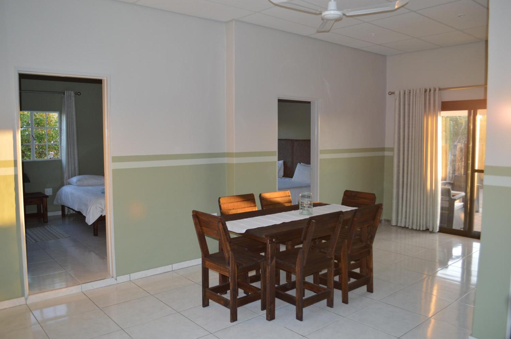 Otjohotozu Guestfarm Hotell Omaruru Exteriör bild