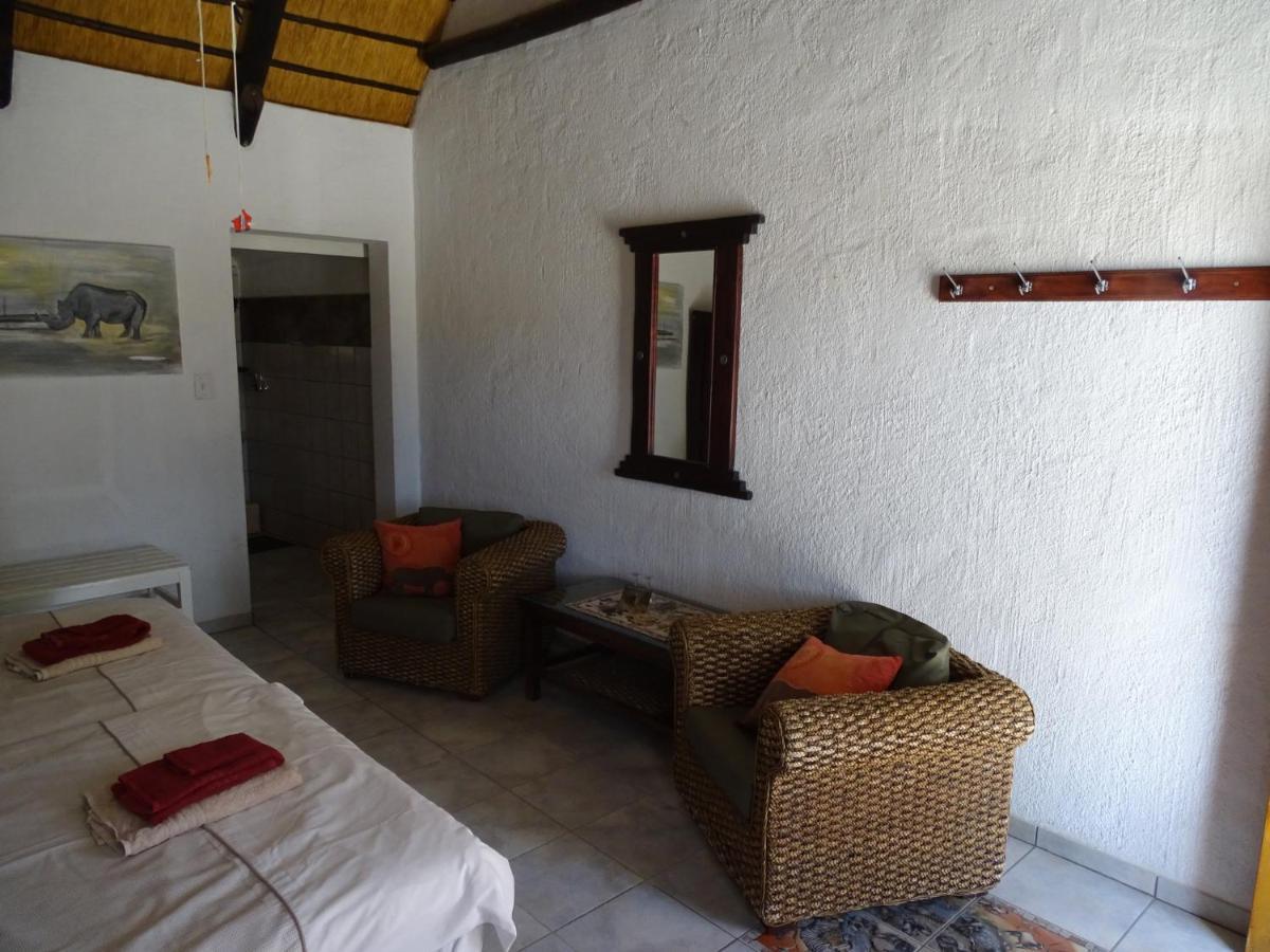 Otjohotozu Guestfarm Hotell Omaruru Exteriör bild