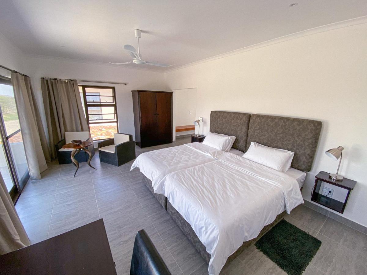 Otjohotozu Guestfarm Hotell Omaruru Exteriör bild