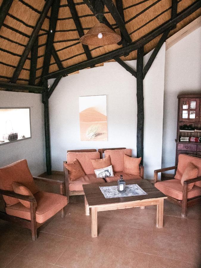 Otjohotozu Guestfarm Hotell Omaruru Exteriör bild
