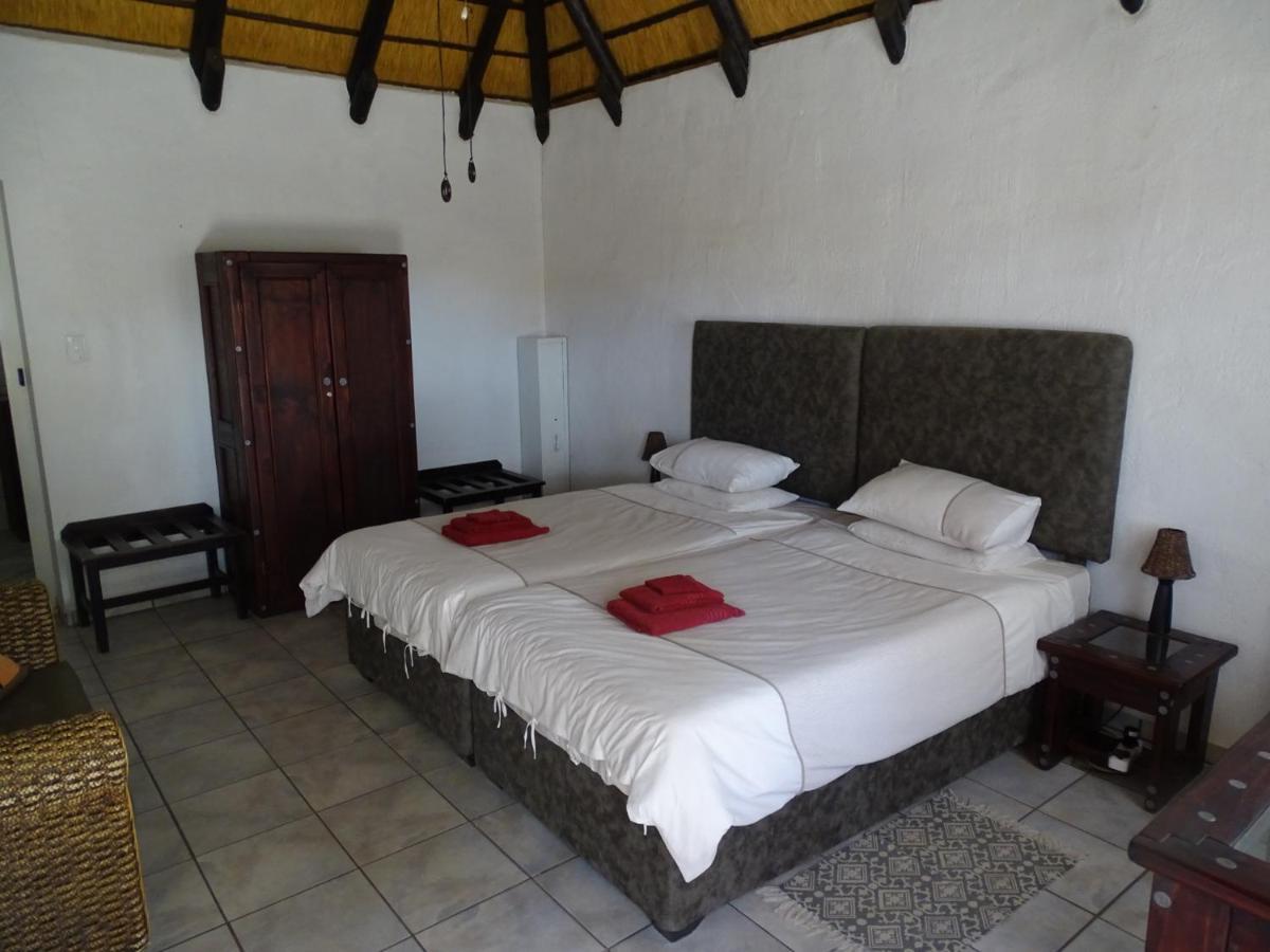 Otjohotozu Guestfarm Hotell Omaruru Exteriör bild